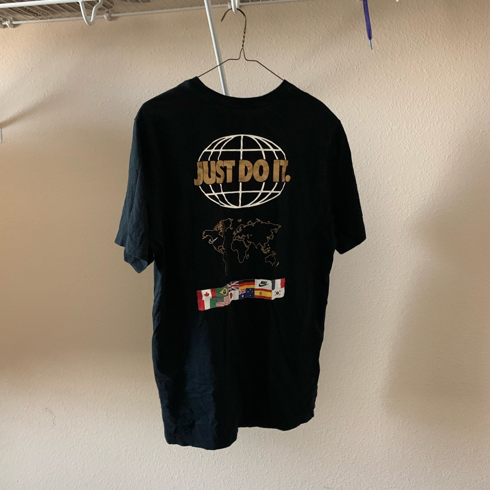Nike Just Do It Mens Continent T Shirt Size - L